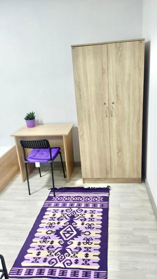 Like Home Hostel Na Timiryazeva Almaty Luaran gambar